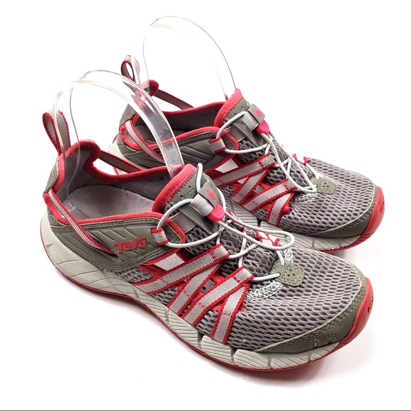 teva churn water shoes